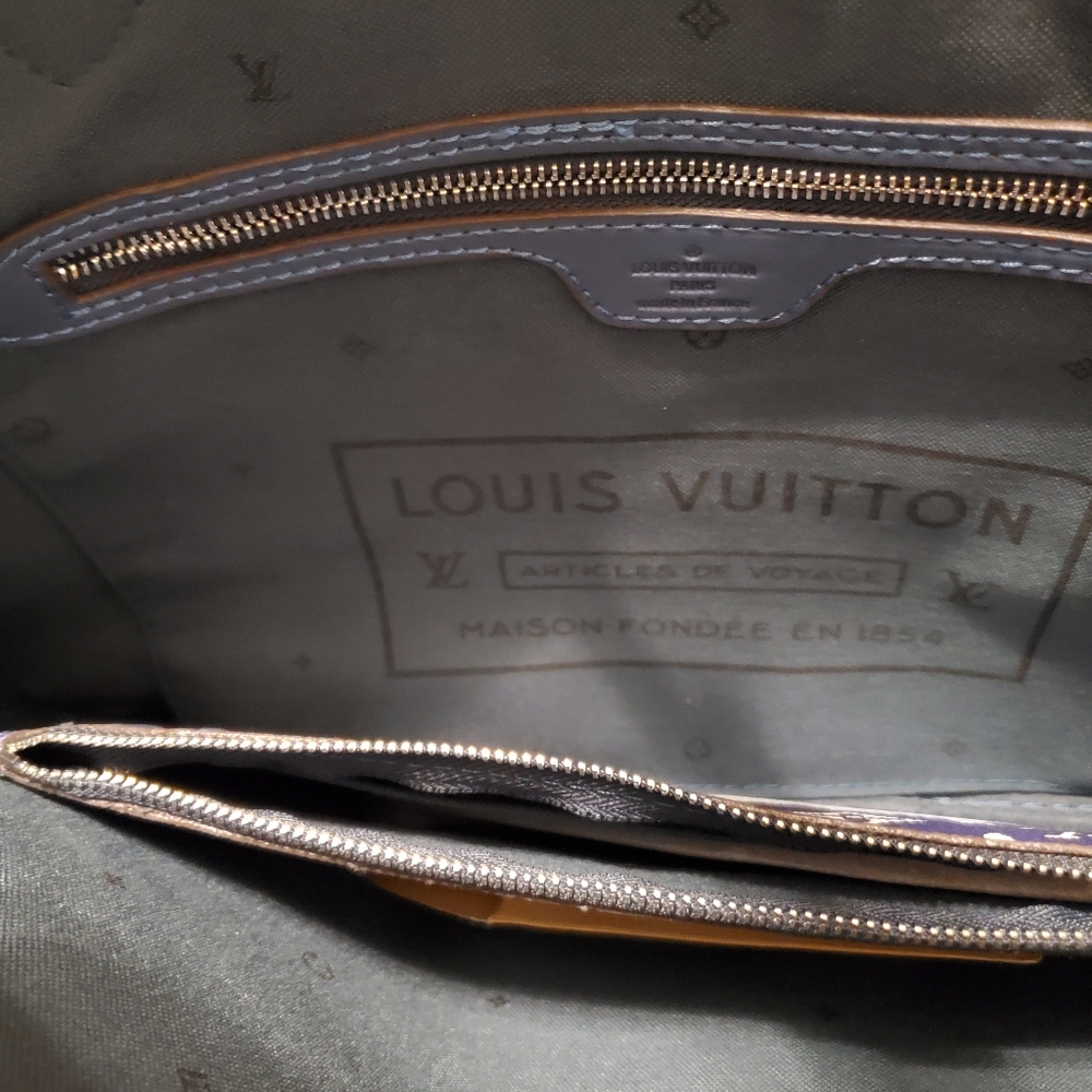 LV - Picture 5 of 6